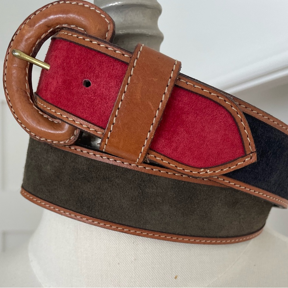 Women’s Two-Tone Suede and Leather Belt in Red & Navy - Picture 3 of 4
